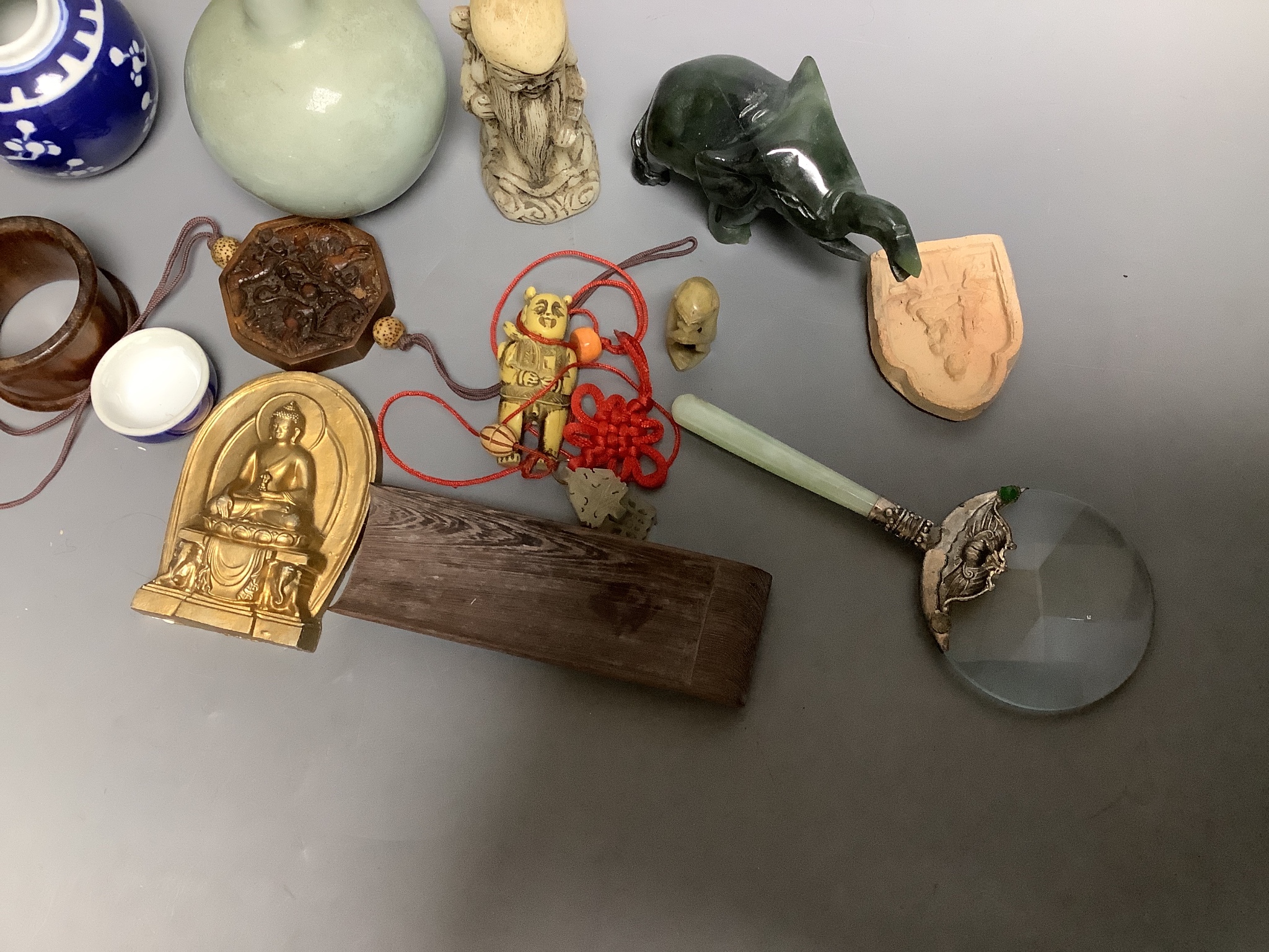 A quantity of assorted Chinese small items, jade mirror etc